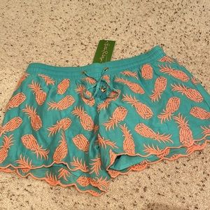 Cute and comfy Lilly Pulitzer beach shorts size XS